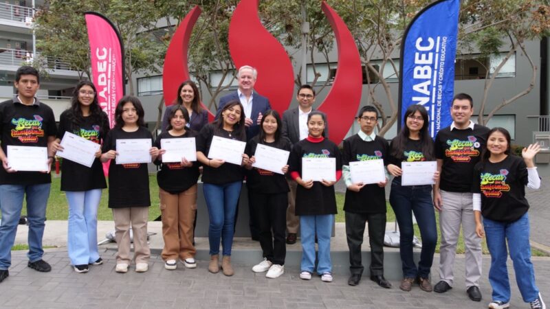 JÓVENES DE ALTO RENDIMIENTO ACADÉMICO PODRÁN ACCEDER A BECA GRACIAS A CONVENIO DEL PRONABEC